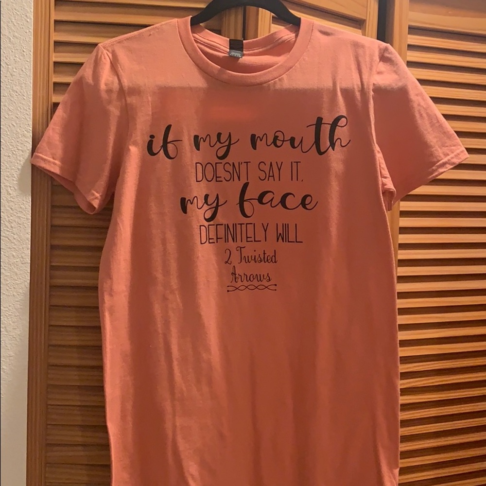 Coral t-shirt